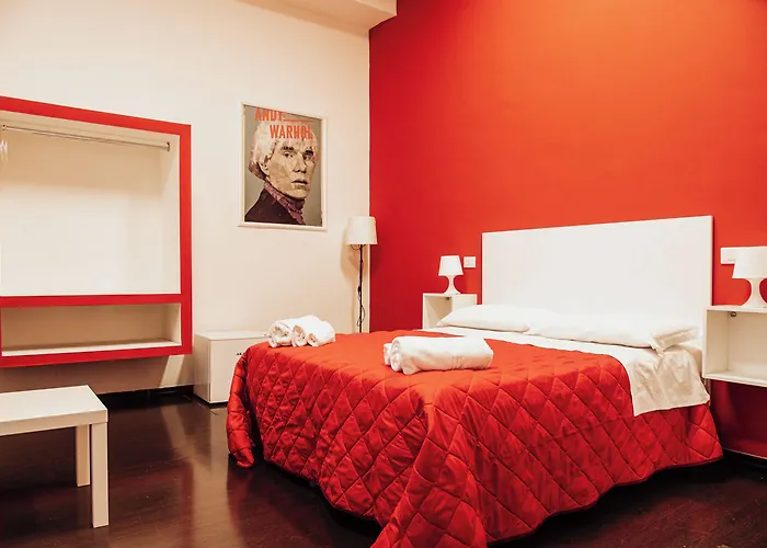 לינה וארוחת בוקר Art 4*